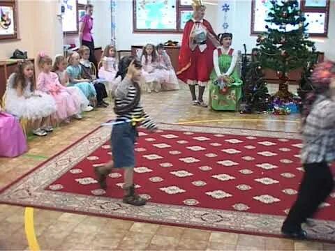 Видео танец разбойников. Танец разбойников бяки буки. танец атаманши для детского сада. танец атаманши и разбойников в детском. танец под бяки буки разбойников.