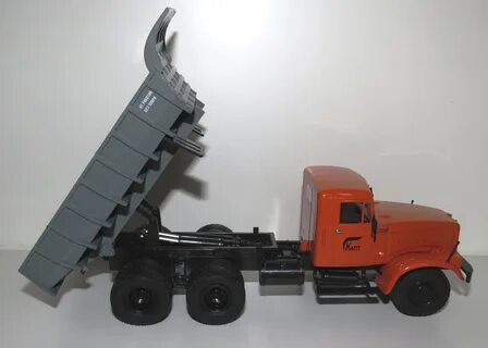 Самосвал 1 43