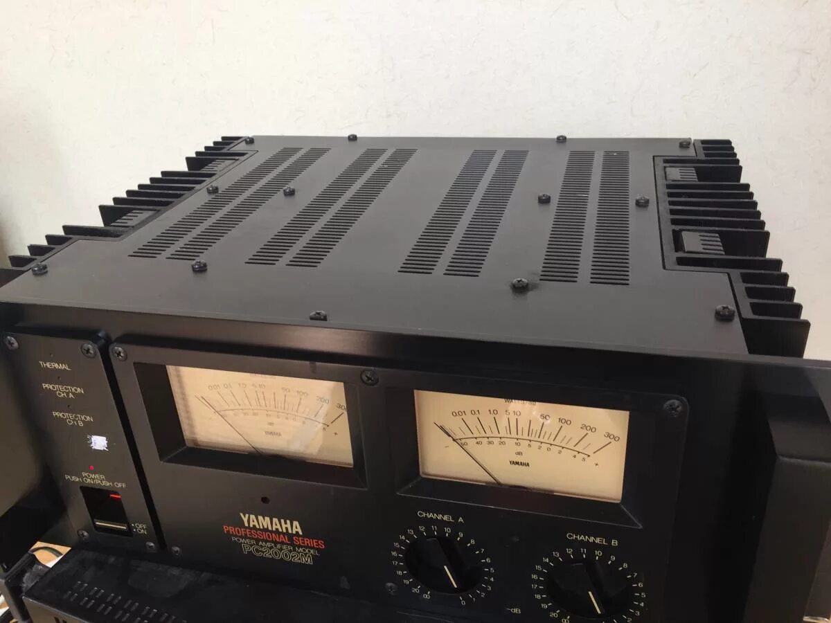 Усилитель yamaha pc406-di. Yamaha professional power amplifier pc2602. Yamaha 2002 усилитель. Усилитель yamaha pc2002m. Усилитель yamaha pc2002m.