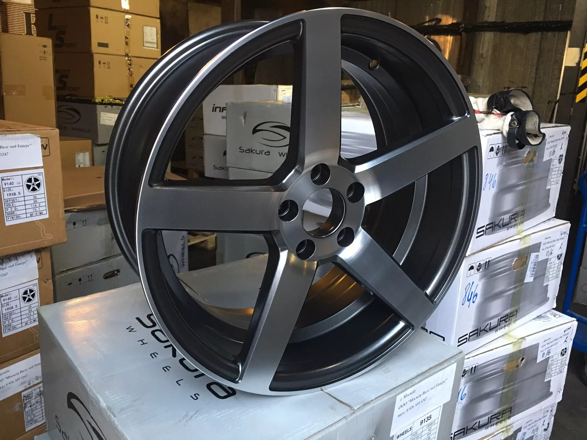 Диски воссен 16 5 114.3. Sakura Wheels 9135. R18, 5x114.3. Sakura Wheels 9135 r16. Диски Сакура Вилс r17. Диски Sakura r19.