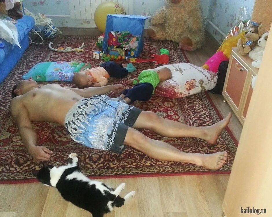 Жена уехала с сыном. Жена уехала с сыном