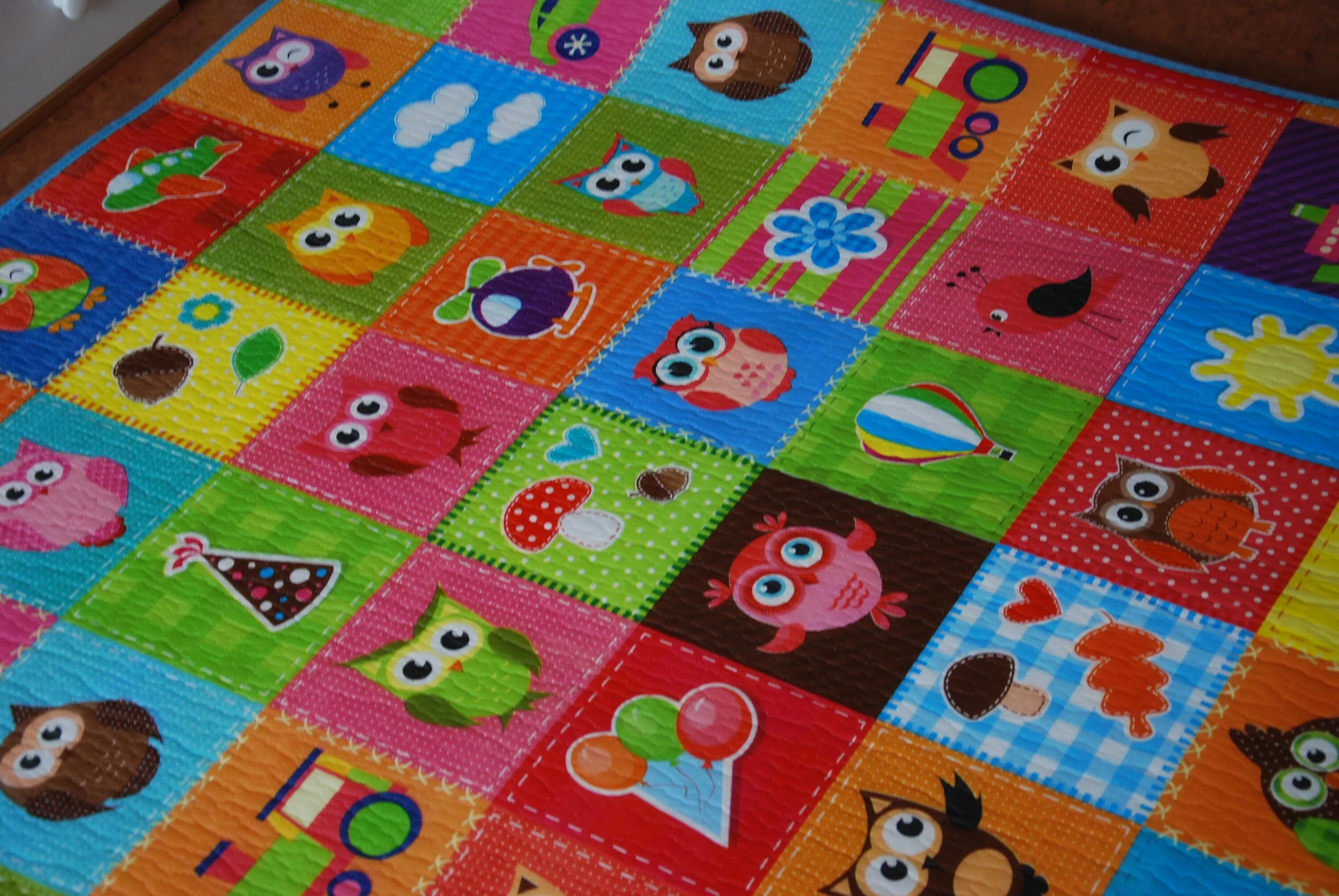 Коврик совушка крючком. Коврик совушка. Коврик сова в ванную. Вязаный коврик сова. Ковер совушка крючком.