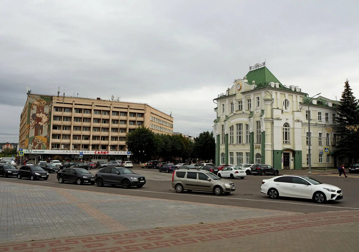 Пл орел. Площадь Ленина Орел. Гостиницы в Орле на площади Ленина. Площадь города орла. Здание Северного банка Орел.