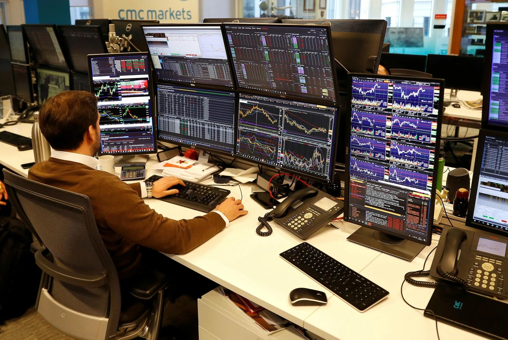 Trader 1