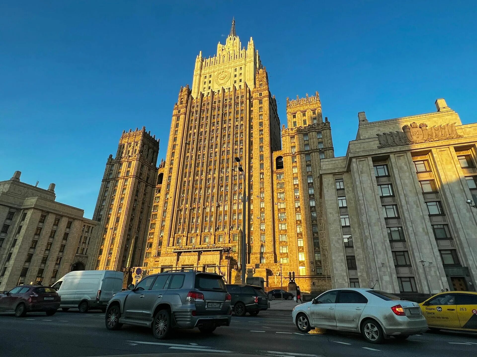 Мид избранное. Мид латвии здание. Мид осудило. Мид осудило. Пакет санкций.