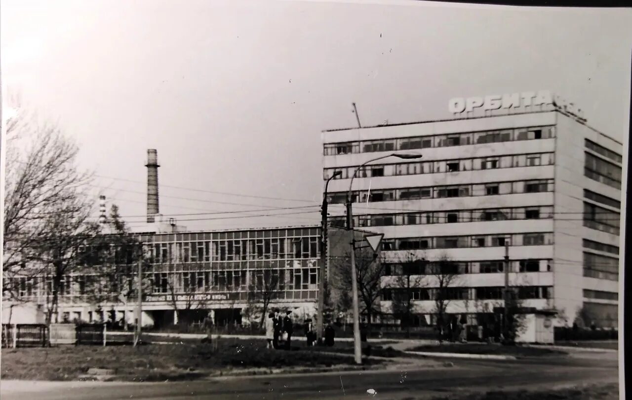 Горьковский автозавод газ. Горьковская фабрика. Горький автозавод нижний новгород. Горьковская фабрика. Куклы горьковской фабрики игрушек ссср.