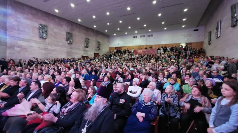 Выборгский дворец культуры санкт-петербург. Дк отзывы. Дк мир реутов схема зала. Дом культуры рисунок. Дк отзывы.