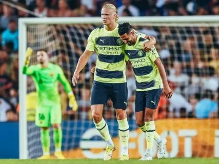 Манчестер сити барселона