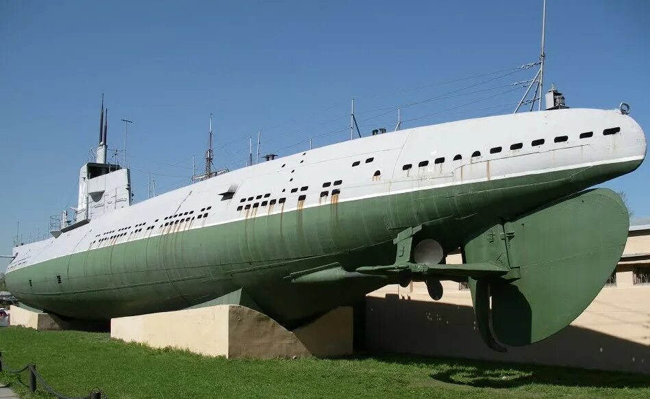 Подводная лодка музей в санкт петербурге народоволец. Подводная лодка музей в санкт петербурге народоволец. Подводная лодка музей в санкт петербурге народоволец. Подводная лодка д-2 «народоволец». Музей подводная лодка в санкт-петербурге.