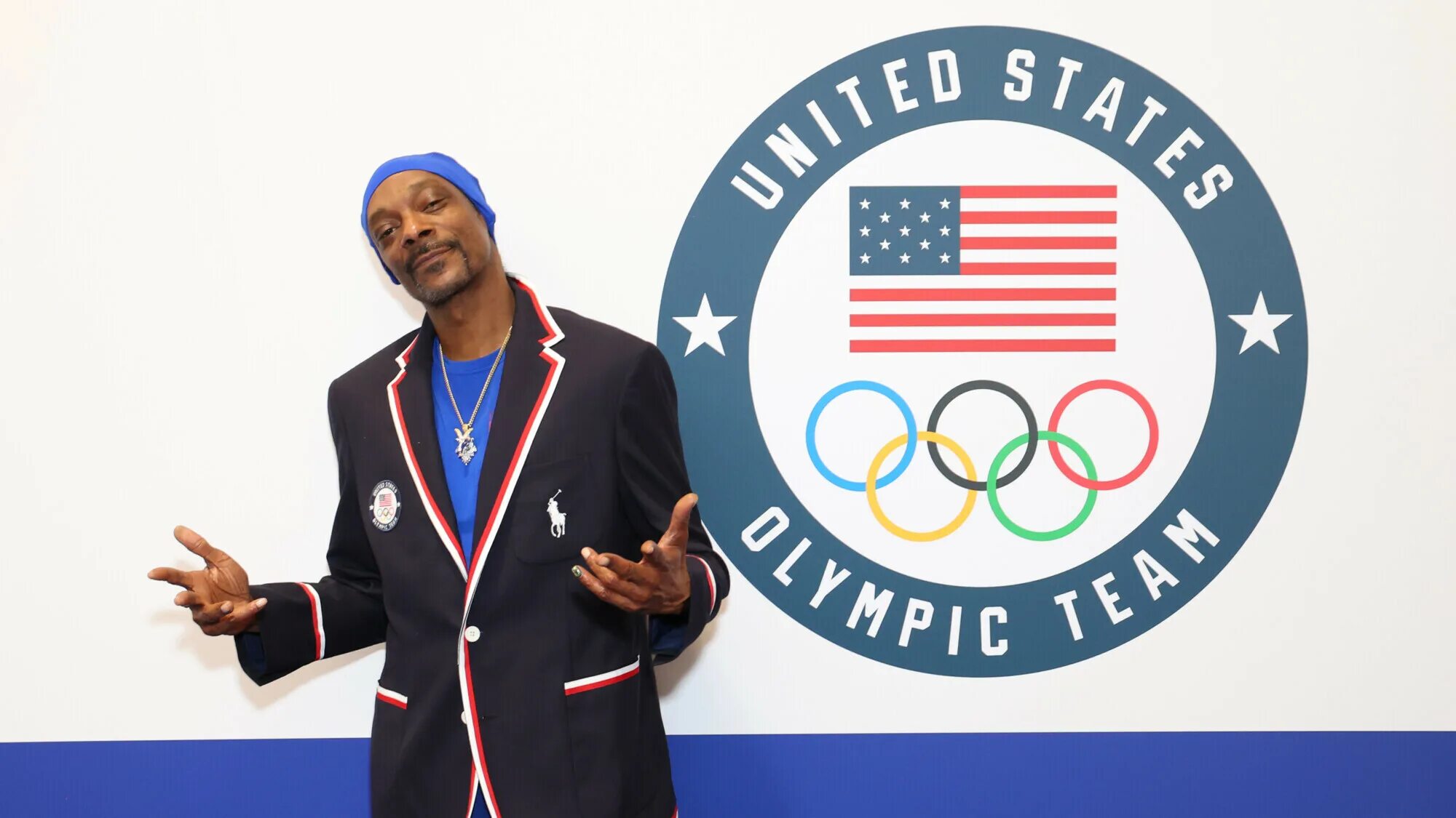 Snoop dogg super bowl 2022. Снуп дог понесет олимпийский. Снуп дог понесет олимпийский. Снуп дог понесет олимпийский. Тренер сенегала снуп дог.
