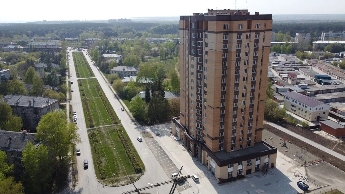 Шатурская 2/2 академгородок. Новосибирск, ул. Жилье в академгородке новосибирска. Жемчужный в академгородке. Улица разъездная академгородок.