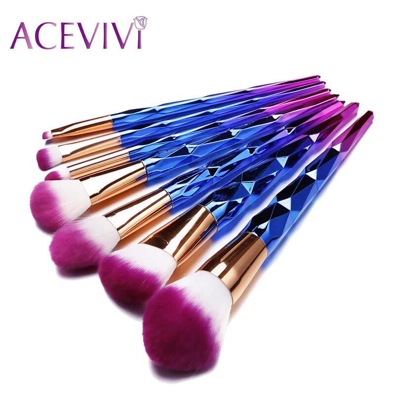 Ребенок с кисточкой. Набор кистей sonnet, №6 (щетина, 3 шт: плоская №2, 6, 8). Кисть синтетика плоская decola № 6 ручка 15см. Кисть круглая №10. Кисть, щетина, круглая, №10.