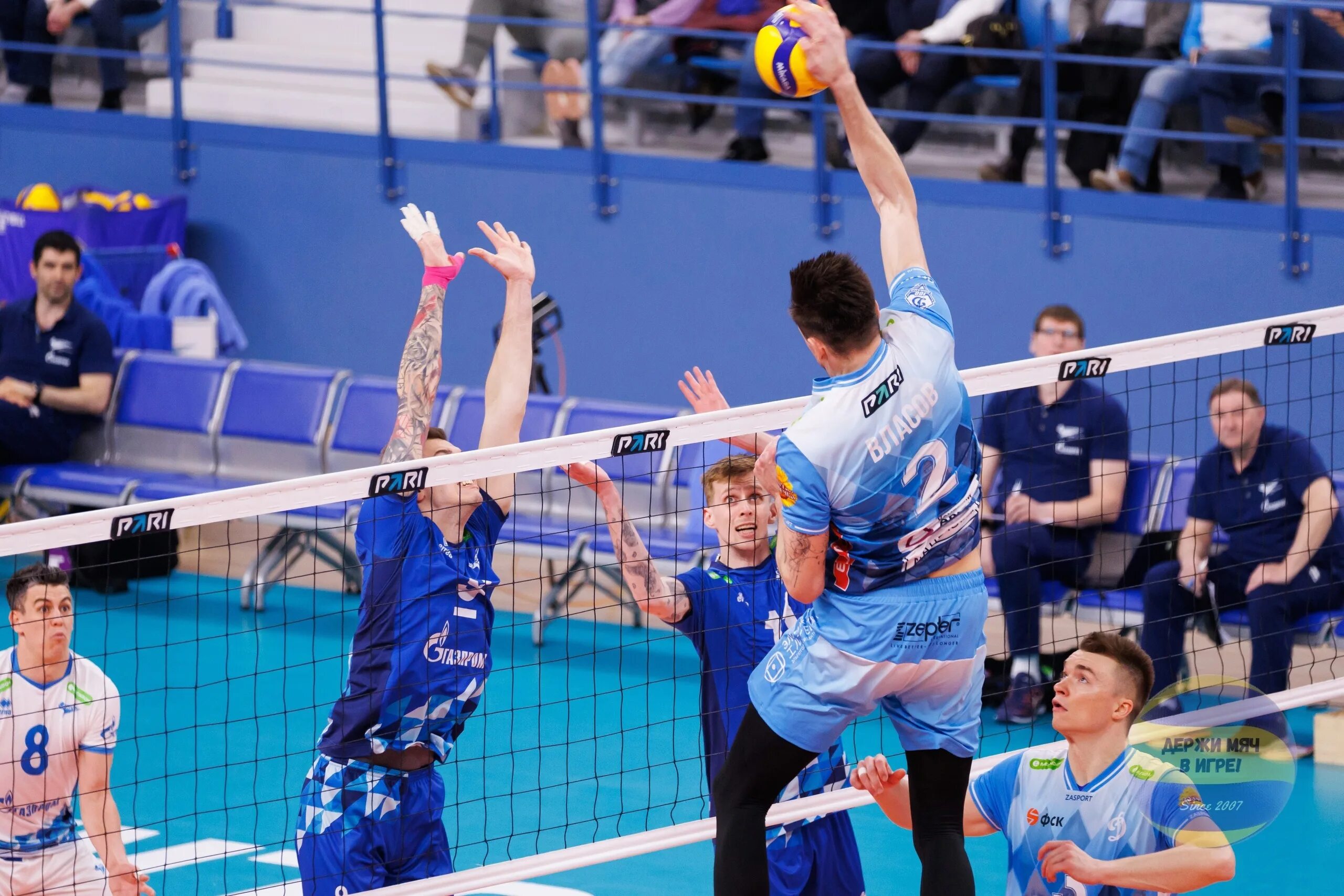 Зенит волейбольный клуб санкт-петербург. Зенит казань зенит санкт-петербург волейбол. Зенит спб волейбол. Волейбол санкт. Волейбольная команда зенит санкт-петербург.