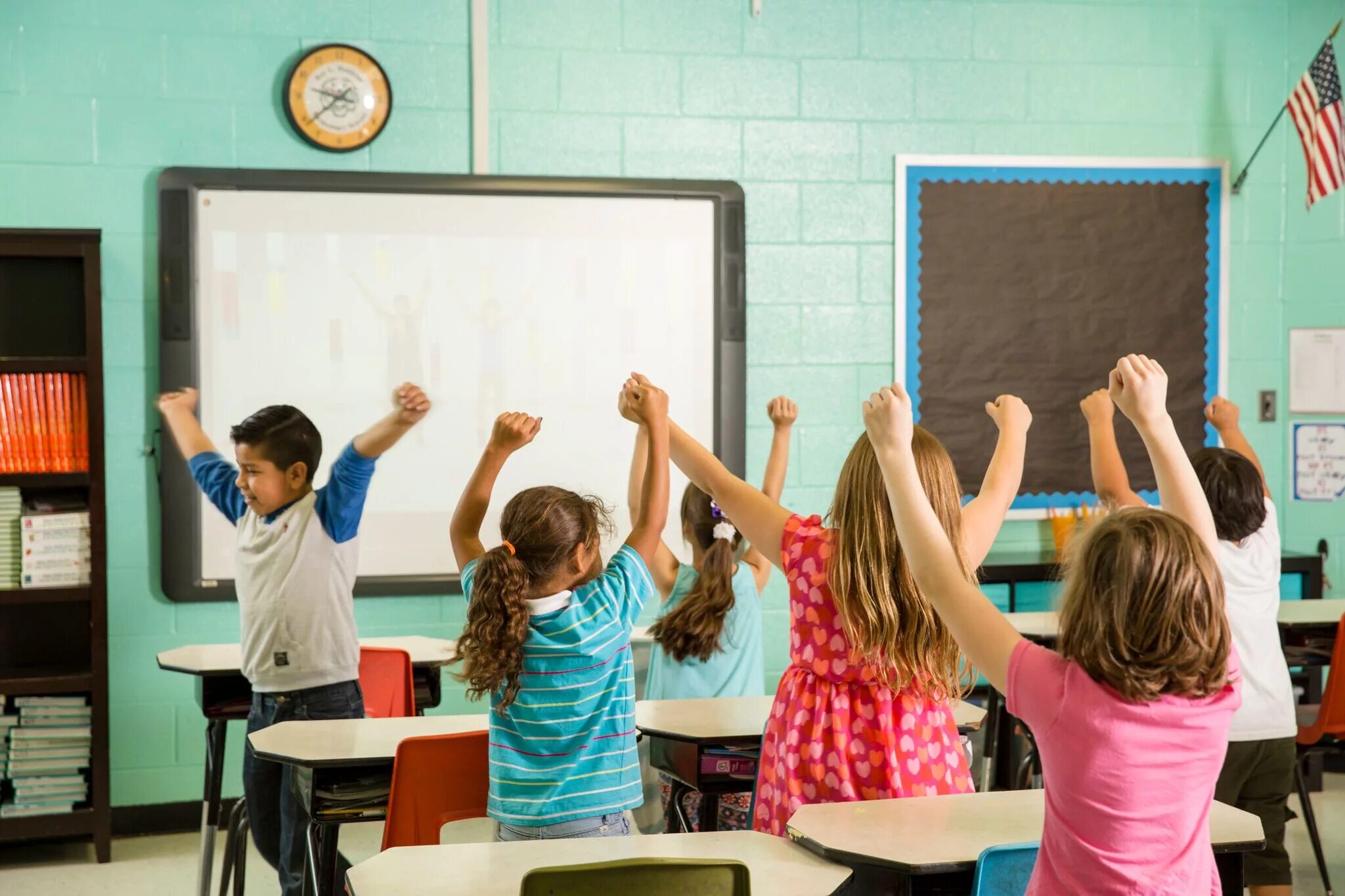 Управление классом. Шумный класс. Classroom Management в классе. Classroom Management and discipline.