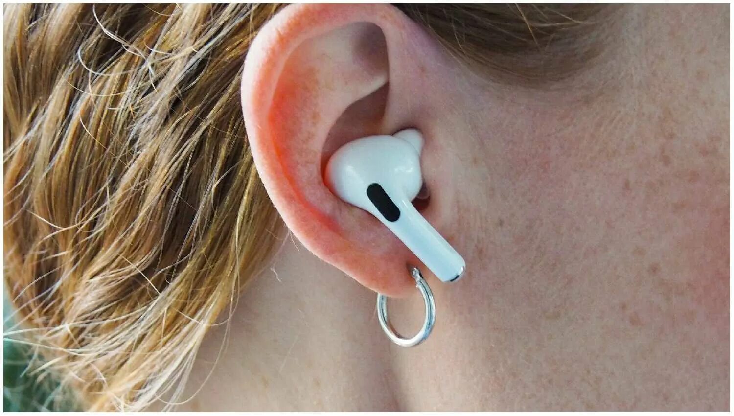 Ear air. Airpods pro 2. airpods pro 2 с шумоподавлением. аирподс 3. аирподс 2 в ушах.