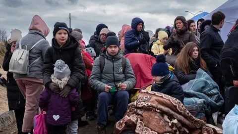 Жители покидали свои дома
