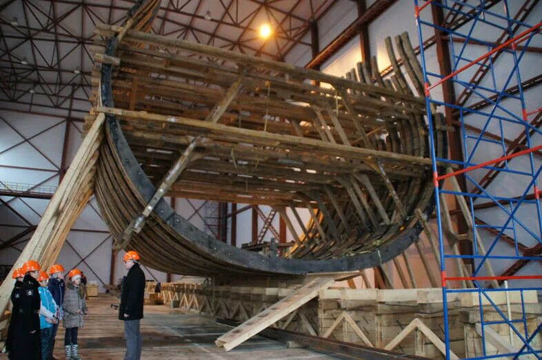 Создать верфь. Верфь полтава. историческая верфь полтава. верфь исторического судостроения полтава. верфь полтава санкт-петербург.