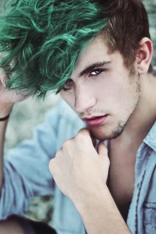 Pin by K.Y.A on Lithunium Snow Green hair men, Hair inspiration color, Long hair