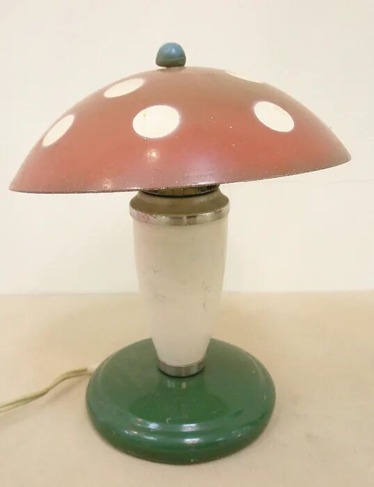 лампа грибок ссср. лампа грибок 1963 года. лампа грибок. светильник настольный грибок. светильник грибок.