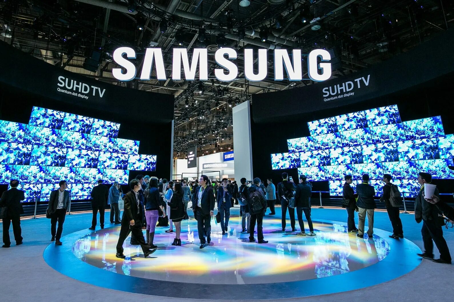 Сеул самсунг. Samsung electronics в корее. самсунг электроникс компани. корпорация самсунг корея. офис самсунг в корее.