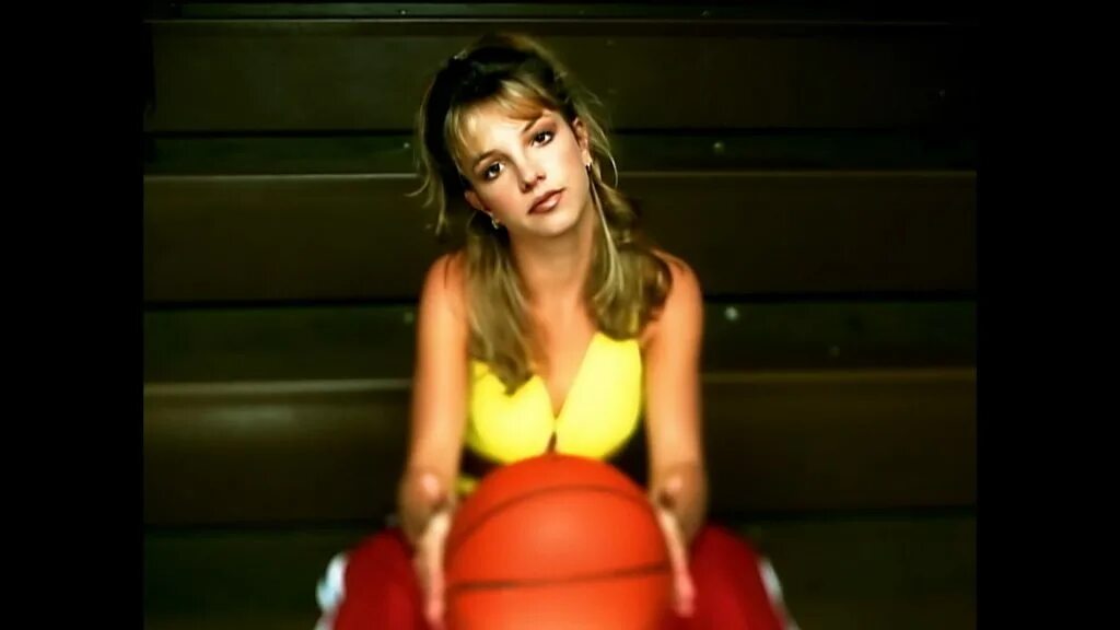 Бритни спирс бейби ван мо тайм. Britney one more. Бритни спирс 1999 one more time. Бритни бейби. Britney one more.
