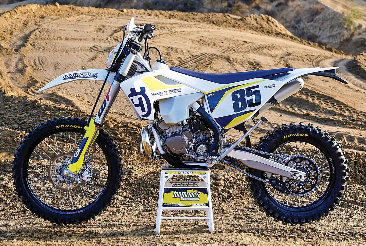 Husqvarna te 300i. Husqvarna wr 125 2005-2007. Хускварна те 300. Мотоцикл хускварна te 300. Husqvarna te 300 2023.