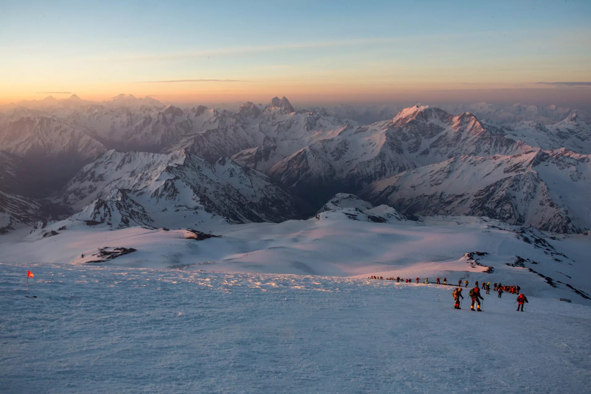 Демавенд гора. Восхождение на эльбрус. Демавенд вулкан. Эльбрус 44. Гора дамаванд иран.