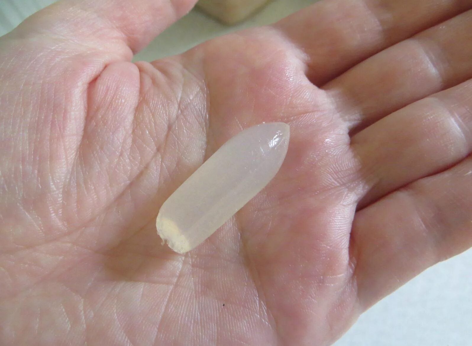 почему вытекает свечка. почему вытекает свечка. выделения приовуояции. выделения при овуляции. почему вытекает свечка.