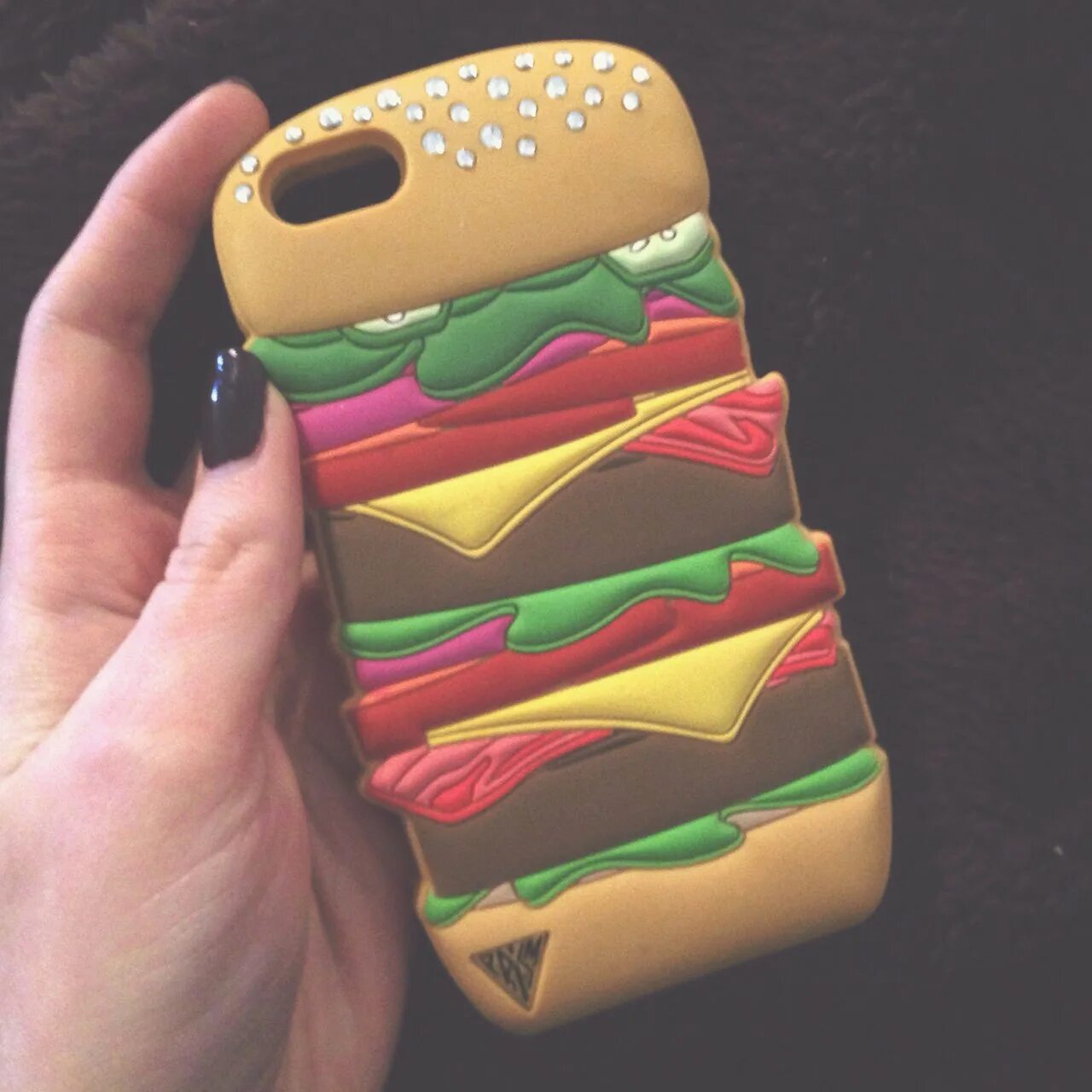 Самые крутые чехлы в мире. Крутые чехлы для девочек. Самые крутые чехлы в мире. Крутые чехлы на планшет. Чехол на самсунг s10 со стразами.