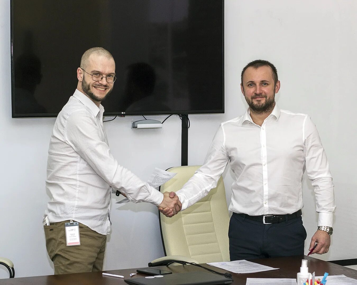 Бизнесмен твери александр. Бизнесмены твери. Бизнесмены твери. Ip avramenko d. Бизнесмен андрей крадинов тверь.