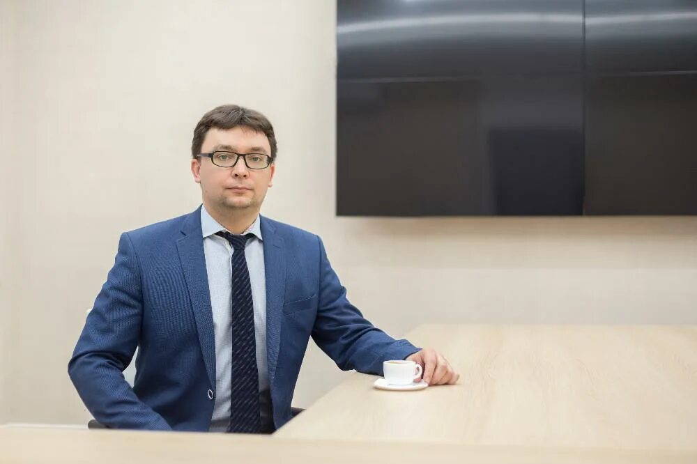 Проректор по международному. Проректор мади татаринов. Проректор по международному. Соколов проректор спбпу. Кобзев тусур.