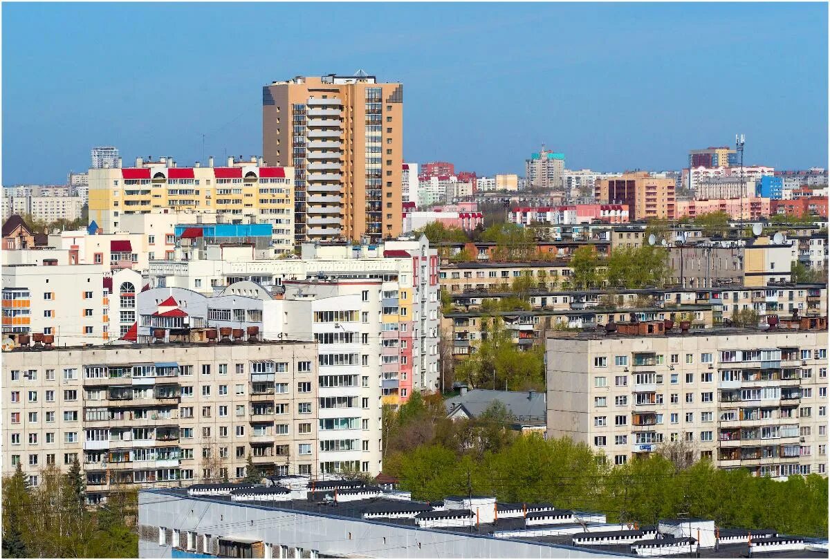 Сколько живет в челябинске. Численность Златоуста. Южно-Уральский инновационно-Технологический центр Челябинск. Численность населения Магнитогорска 2006. Население Челябинска на 1980 год.