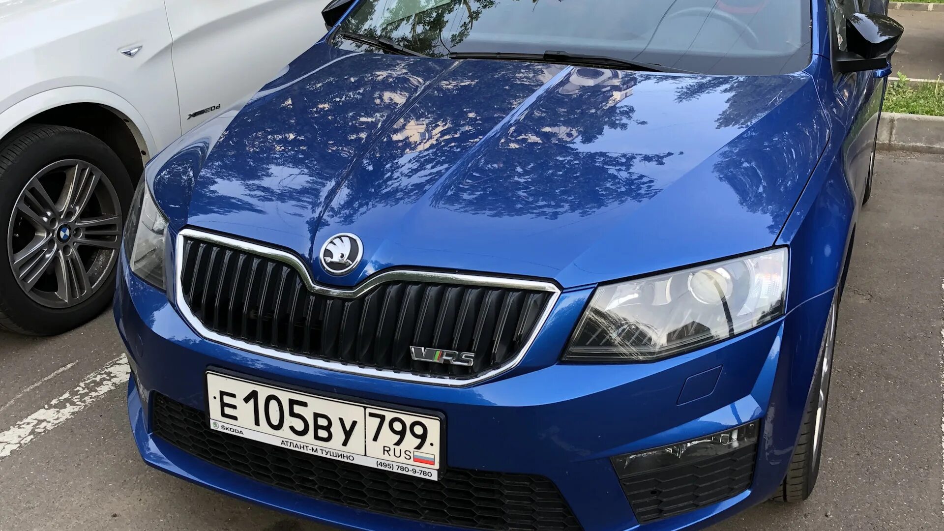 Skoda octavia rs a7 бампера. Skoda Octavia VRS 2022 синяя.