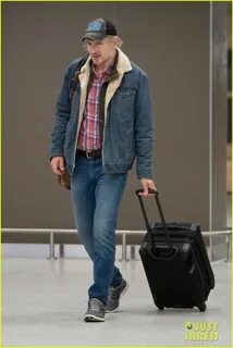 Photo: liam neeson barely recognizable airport pics 04 Photo 4379871 Just J...