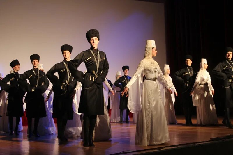 Осетинская горская. Симд осетинский. Осетинская горская. Народы северного кавказа осетины. Осетины 19 века.