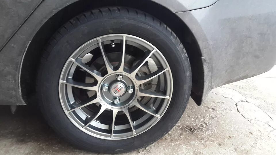 Alcasta r16. Алкаста 195. Диски alcasta m23 r16. Alcasta m16 14r. Alcasta m22 mb.