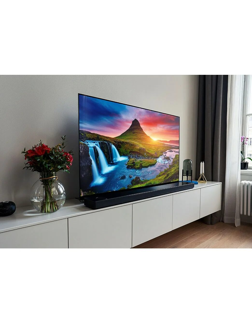 Какой телевизор 55 дюймов купить в 2024. LG 65c9. LG OLED 55. Телевизор OLED 75 дюймов. Телевизор LG oled65c14lb.