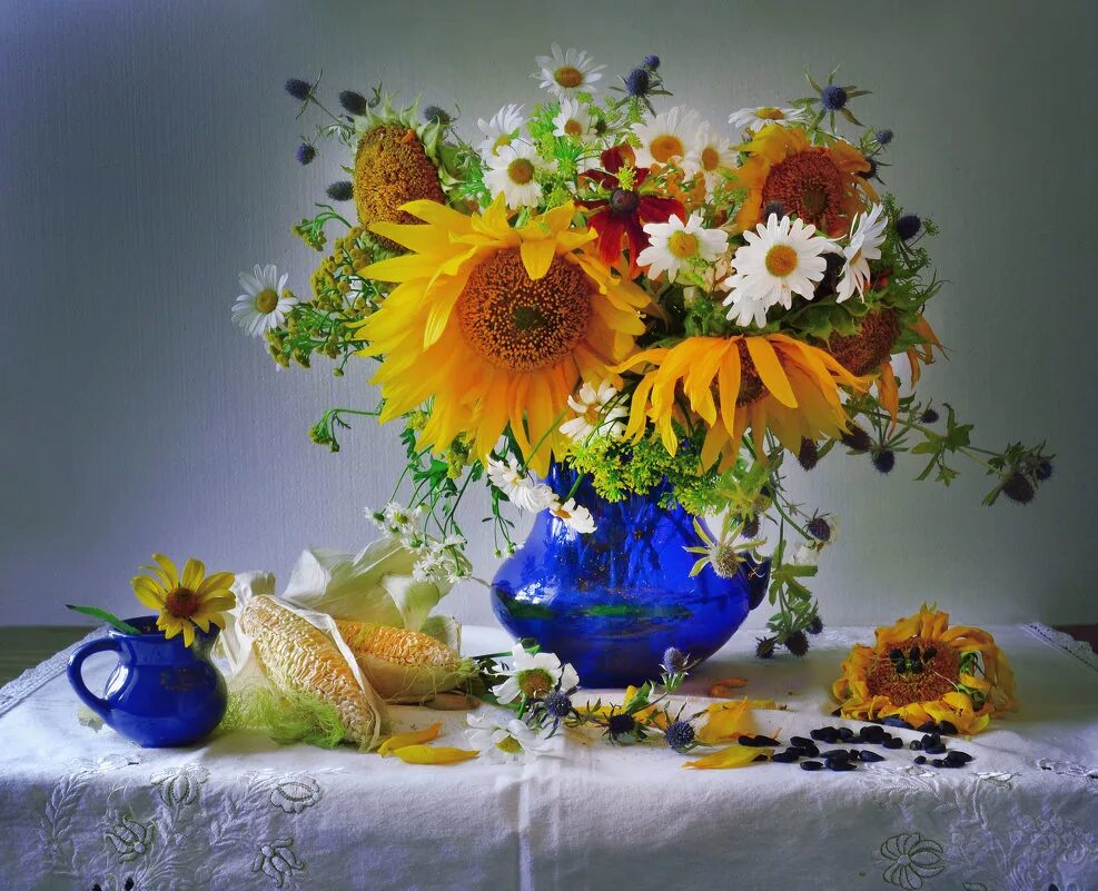 августовские полевые цветы. с последними августовскими денечками. последнее воскресенье лета. не пропустите лето. лето ягоды цветы.