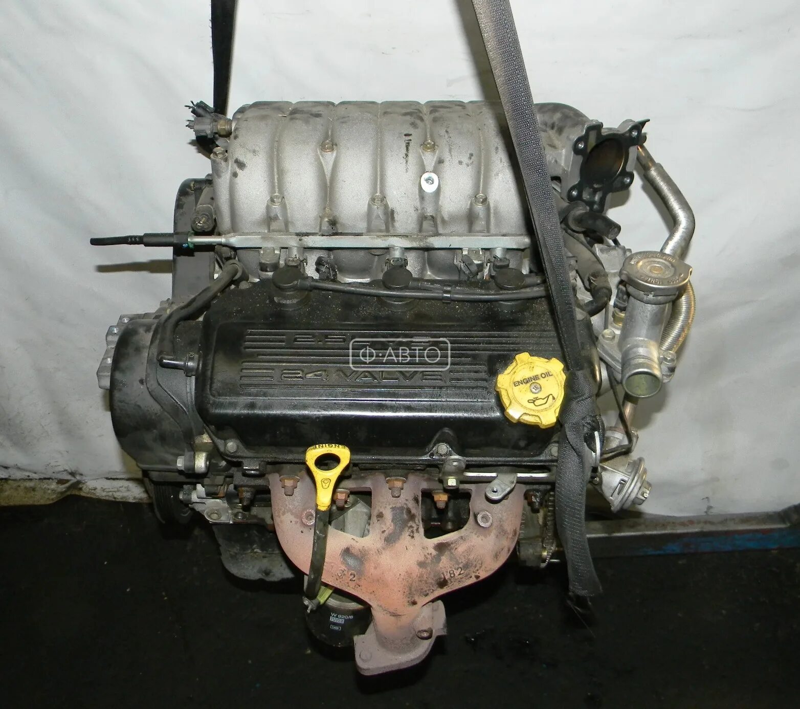 Двигатель Chrysler Cirrus 2.5 6g73. Двигатель Chrysler 2.4. Крайслер Вояджер 2.5 дизель мотор. Chrysler 2.5 двигатель.