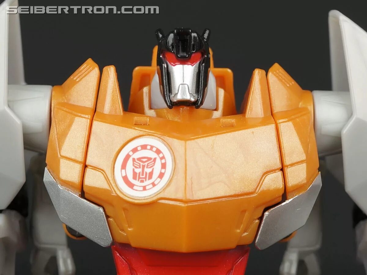 Код трансформер. Transformers robots in disguise gold armor grimlock. трансформеры robots in disguise код. transformers robots in disguise коды. transformers robots in disguise сканировать значки.