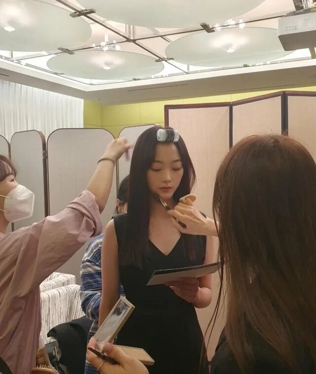 Чон хоён кан сэ бёк. Ю и ми 2023. Ли юми корейская актриса. Чон ю-ми актриса. Клетки юми дорама.