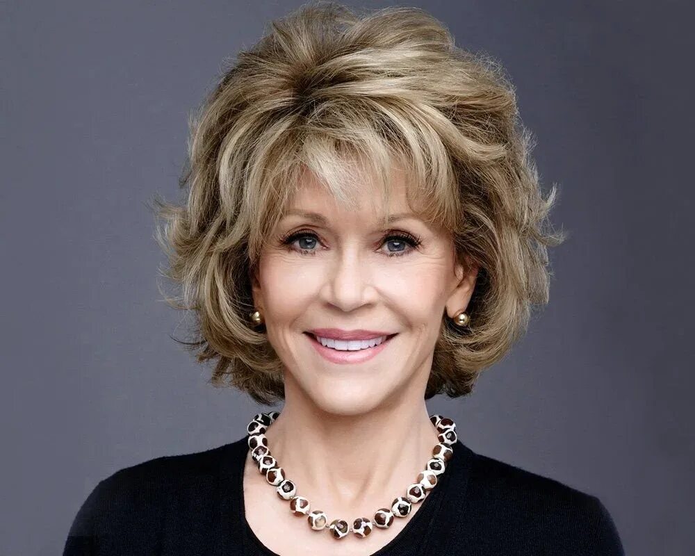 Джейн фонда 2022. Джейн фонда 50+. Jane Fonda стрижка. Джейн фонда стрижка. Каскад после 60 лет