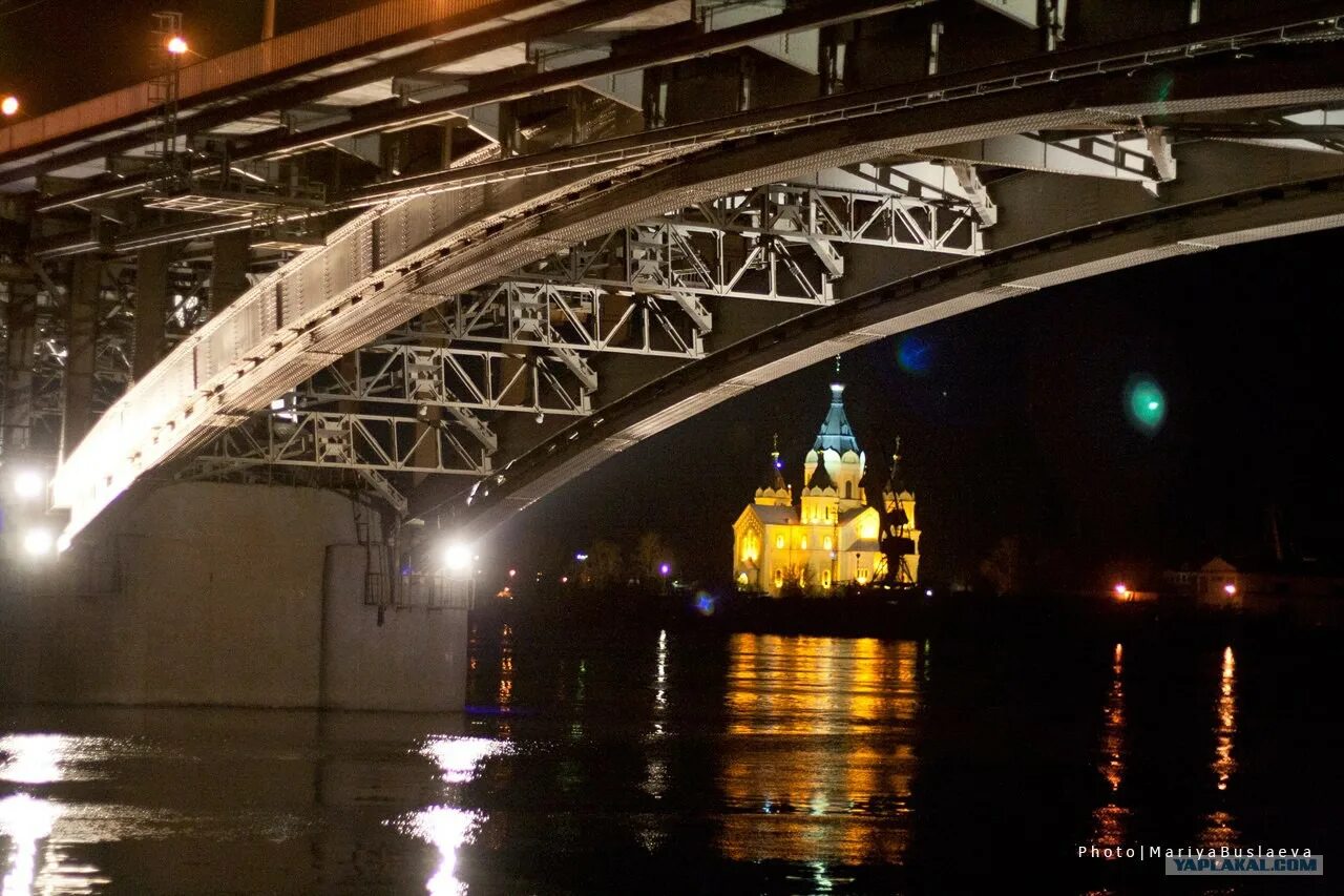 Мост снизу. Канавинский мост Нижний Новгород. Фото моста снизу. Канавинский мост Нижний Новгород подсветка.