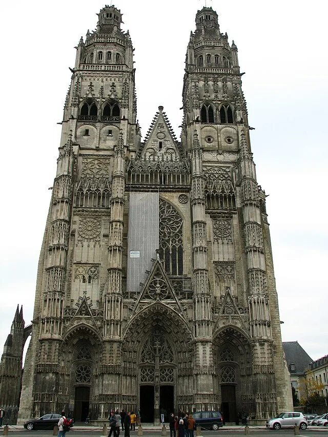 Tours es. Тур франция город. Лион, город во франции. Tours es. Tours france город.