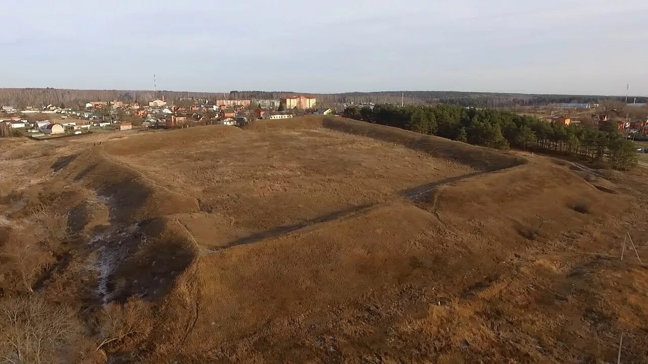 Деревня земляных