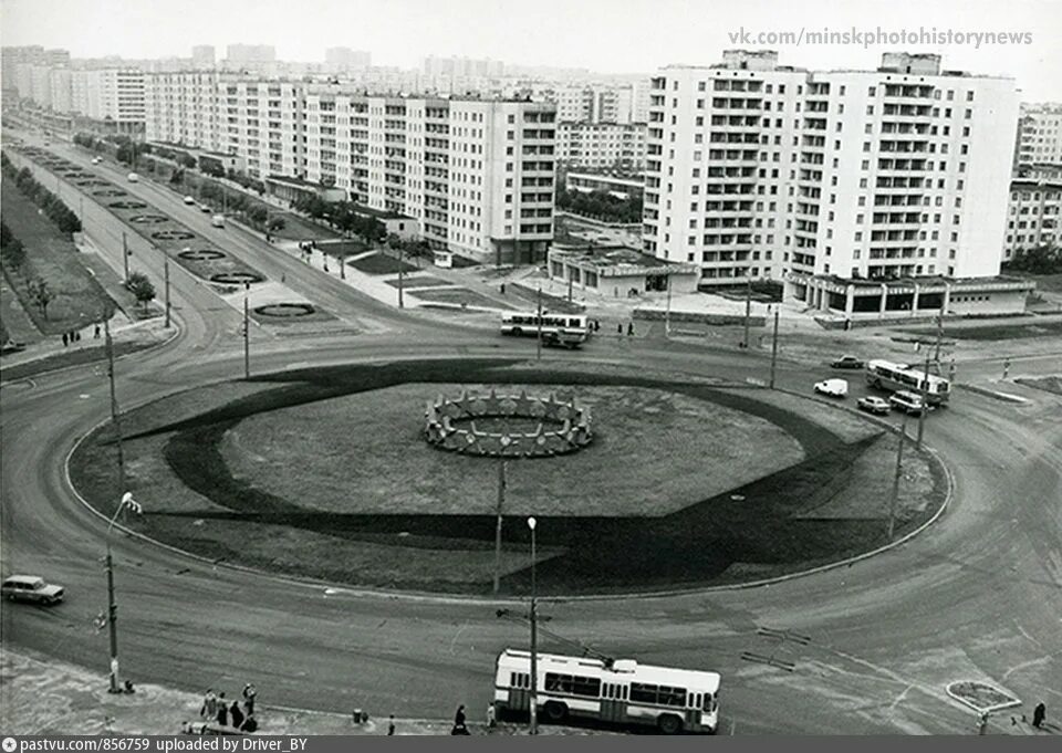 Минская 90. Минск улица Притыцкого. Минск 90-х проспект Пушкина. Минск площадь Притыцкого. Минск в 90-е.