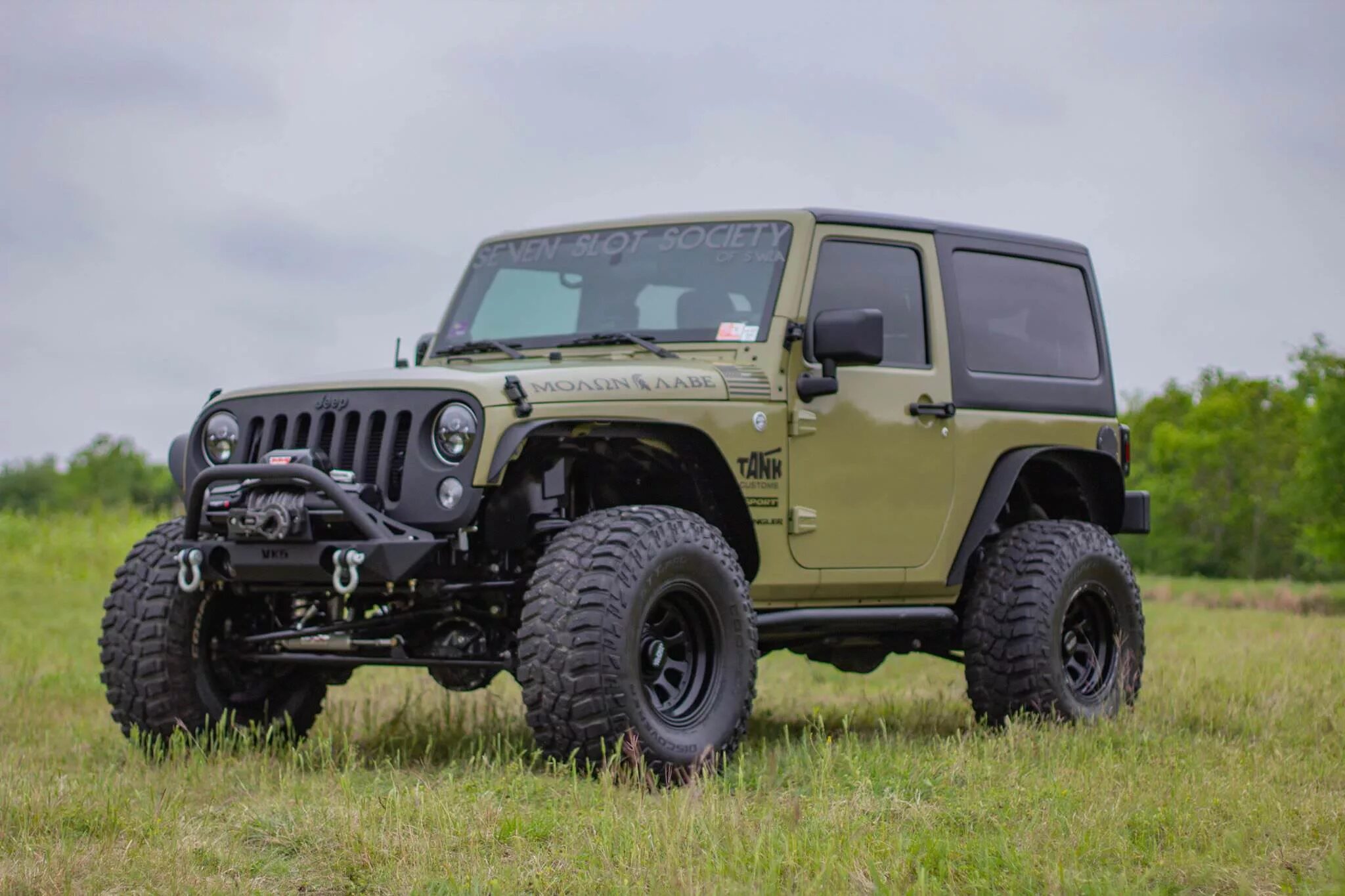 Рубикон спорт. Jeep Wrangler 2013. Jeep Wrangler Rubicon зеленый. Jeep Wrangler Sport 2013. Jeep Wrangler Sport Rubicon.