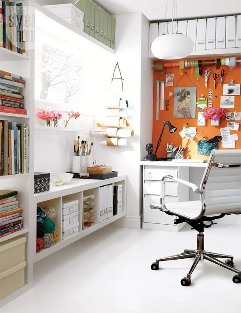 Декор рабочего места. Hobby office. Hobby office. Hobby office. Рабочее пространство в офисе.