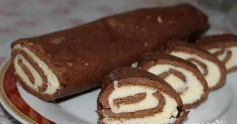 Рулет из печенья и творога без выпечки