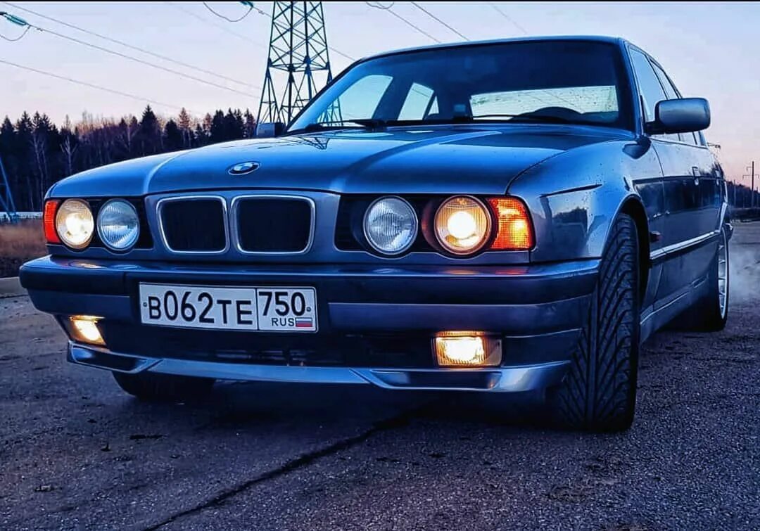 Бмв 95 года. Bmw e34 530i. бмв 530 е34. бмв е34 95 года. bmw e34 95 год.